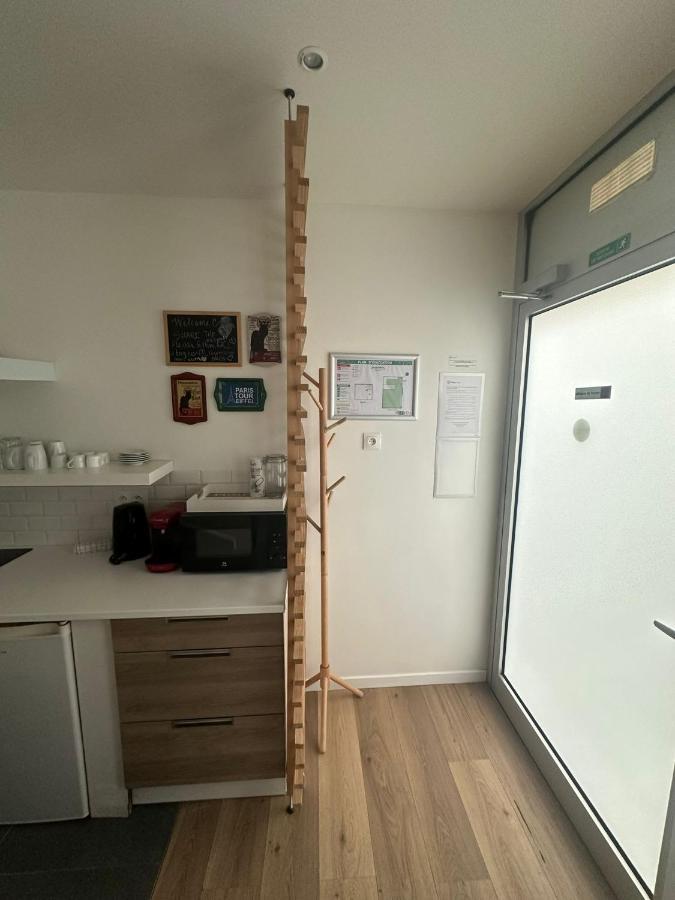 Modern And Warm Fully Renovated Split Level Apart Steps Away From The Grands Boulevard Apartment Paris Luaran gambar